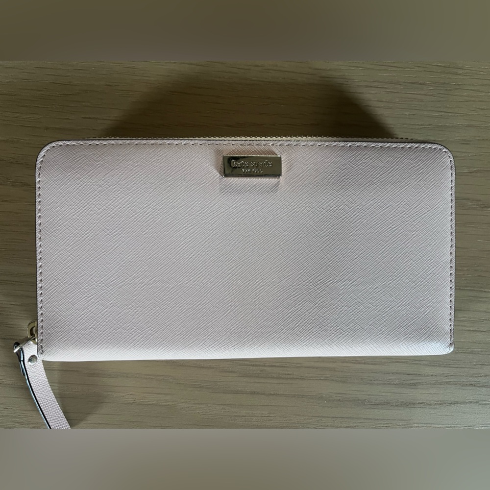 Kate spade pink wallet